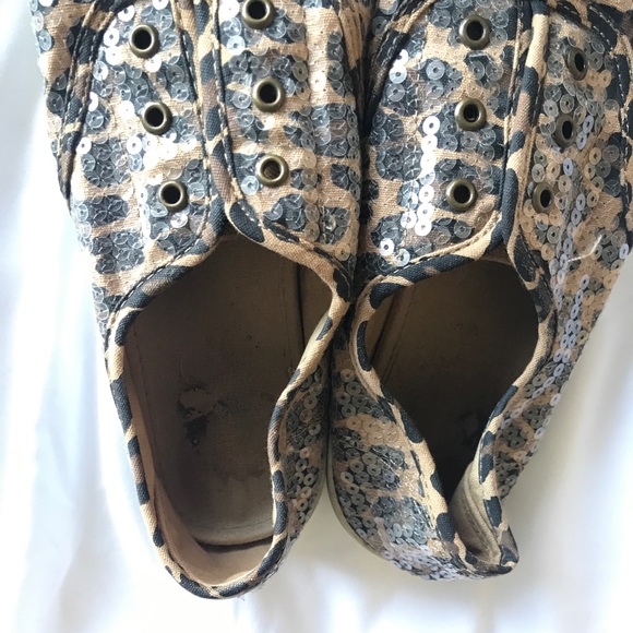 Old Navy cheetah slip on sneakers with sequins 9 - Picture 2 of 5